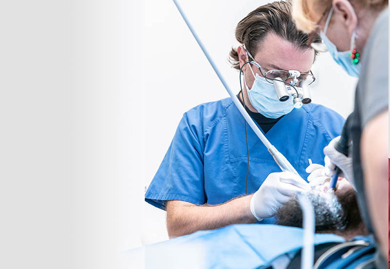 Oralchirurgische Behandlung in Berlin